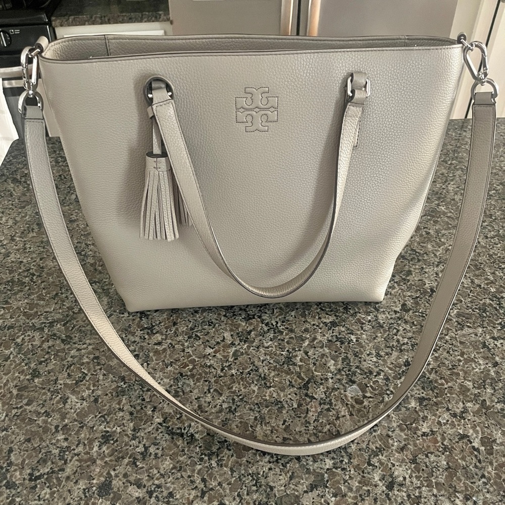 🤎✨Tory Burch Large Thea Tote Bag